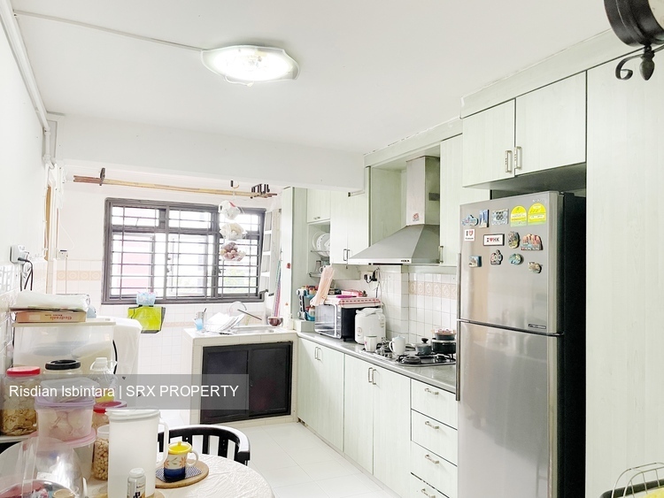 Blk 228 Lorong 8 Toa Payoh (Toa Payoh), HDB 4 Rooms #368671041